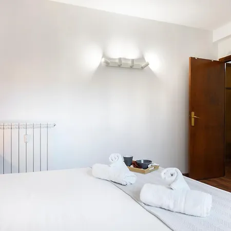 Cortes De Aragon, Centro Jaca, Wifi