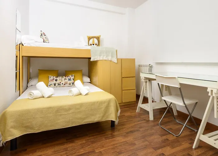 Apartamento Cortes De Aragon, Centro Jaca, Wifi Jaca
