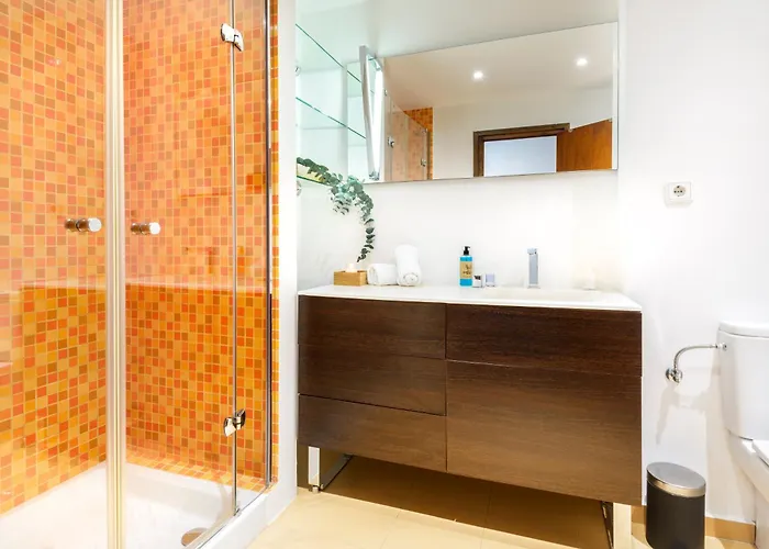 Cortes De Aragon, Centro Jaca, Wifi *